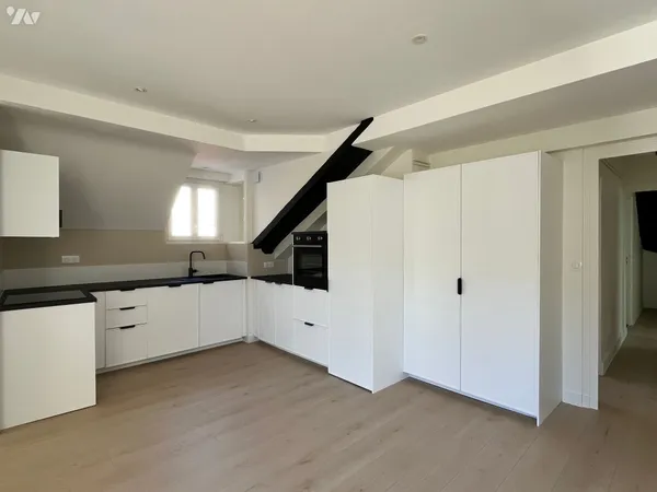 Appartement 6 pièces 106 m²
