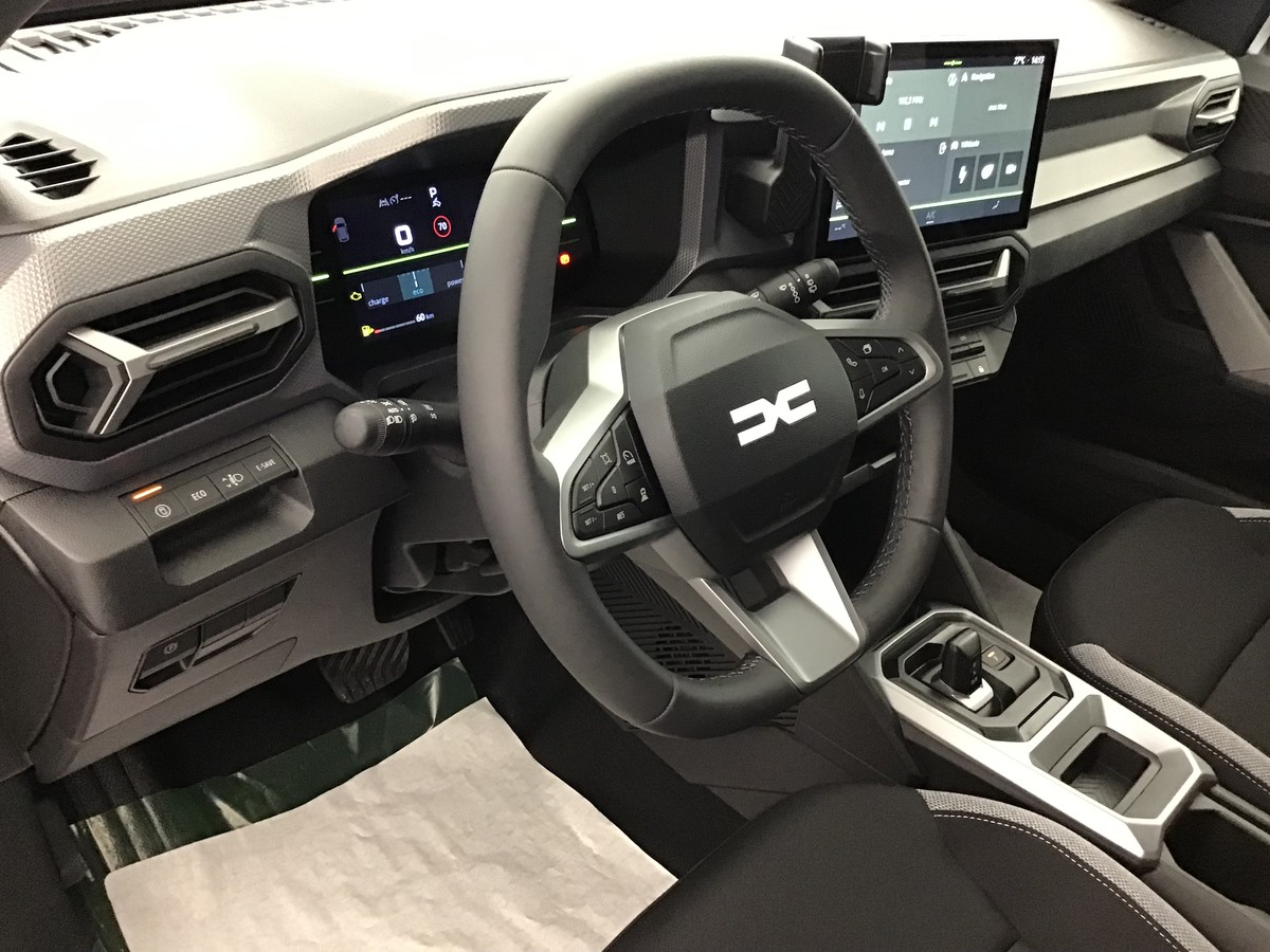 Dacia Duster — photo 10