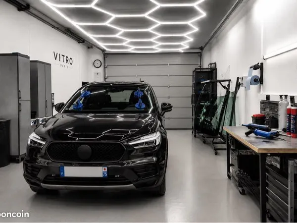 Fond de commerce centre pare-brise remplacement vitrage automobile