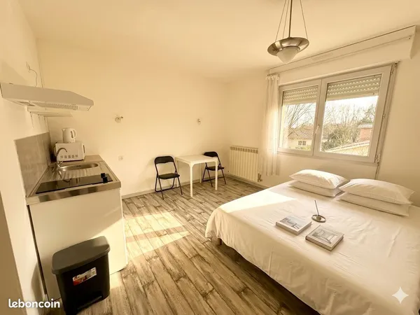 Studio 1 pièce 20 m²
