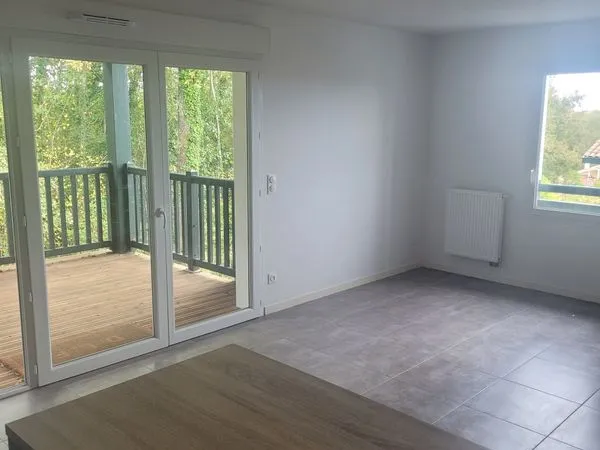 Appartement 3 pieces- 65 m2 -950