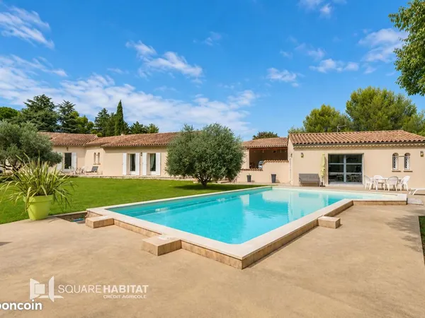 Propriété 6 pièces 184 m²