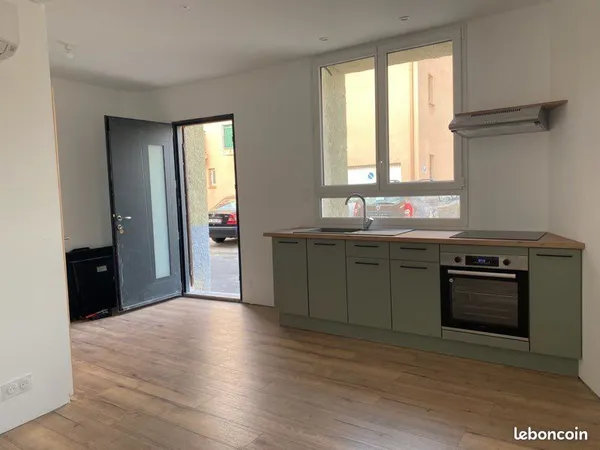 Appartement Location Corneilla-la-Rivière 1p 26m² 400€