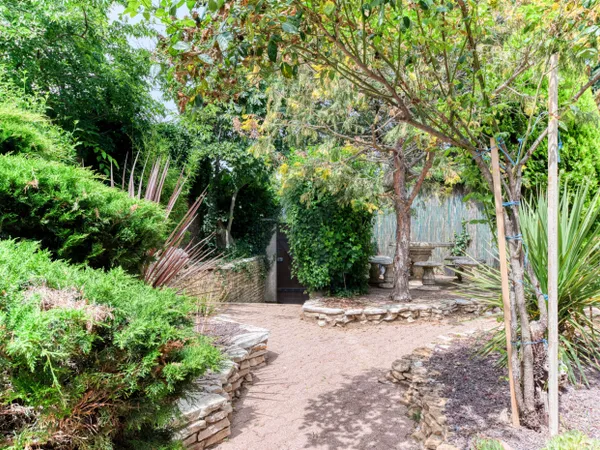VERNAISON DOMAINE DES CÈDRES Maison familiale de caractère de