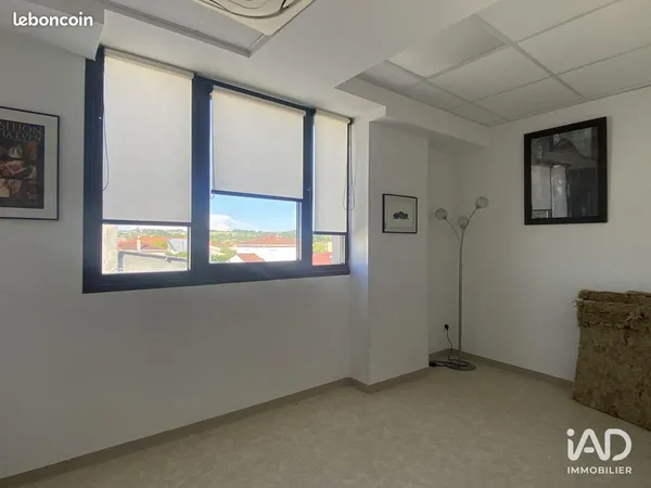 Local 10 m² LAUNAGUET