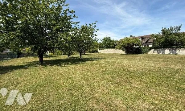 Terrain 1891 m²