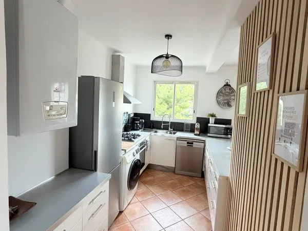 SÈTE - Appartement meublé 75 m² - 2 chambres - Plage à 400 m - Octobre à mai