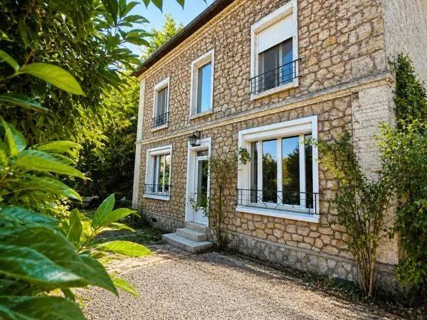 Maison 5 pièces 168 m²