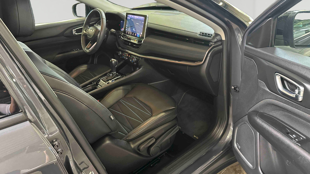 Jeep Compass 1.3 PHEV T4 240 ch 4xe eAWD — photo 30