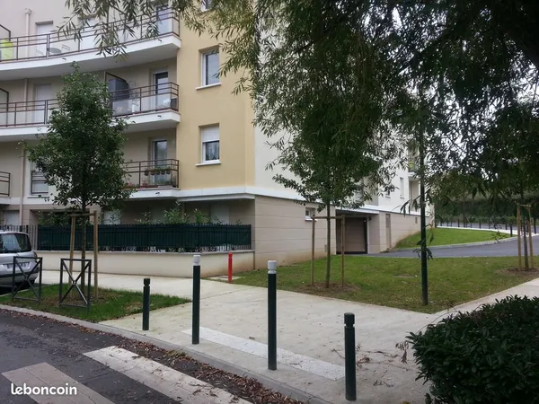 Place de parking sous-sol - Résidence sécurisé