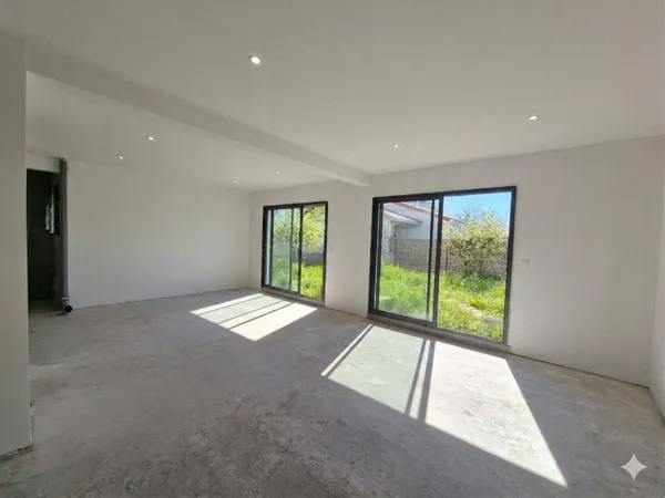 Maison neuve à personnaliser, une opportunité rare !