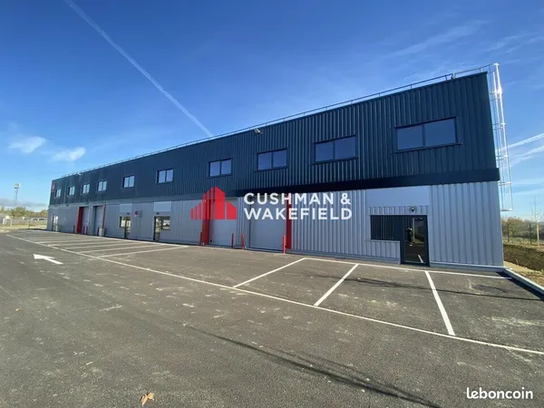 LOCAL D'ACTIVITE 1667 m² BRUGUIERES