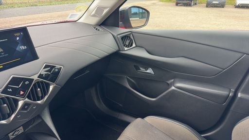DS DS3 Crossback 1.5 BlueHDi 130 EAT8 - Bastille – 2022 – 61311 km – Diesel – Boîte Automatique — photo 9