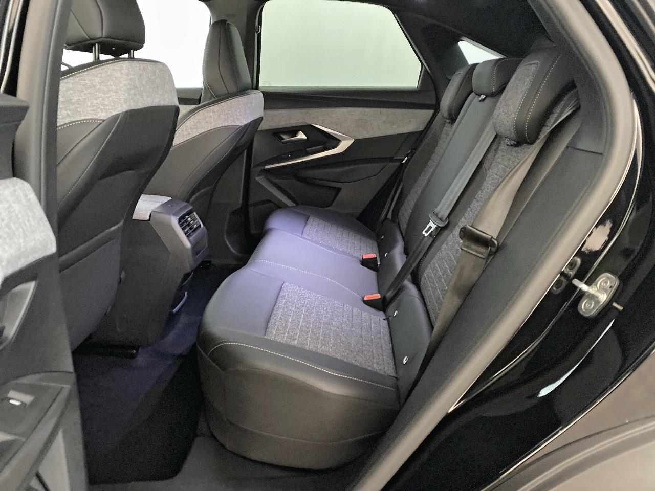 Peugeot 3008 electrique 210 ch 73 kwh allure — photo 10