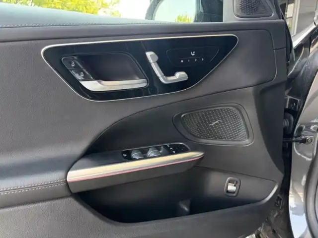 Mercedes Classe C 220 d berline amg lin — photo 46