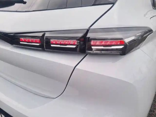 Peugeot 308 bluehdi 130ch s&amp;s eat8 — photo 40