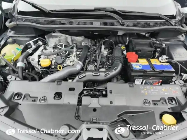 Renault Captur tce 150 energy edc s-edition — photo 7