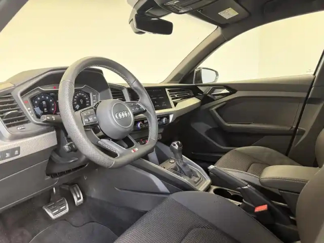 Audi A1 sportback 35 tfsi 150 ch s tronic 7 — photo 23