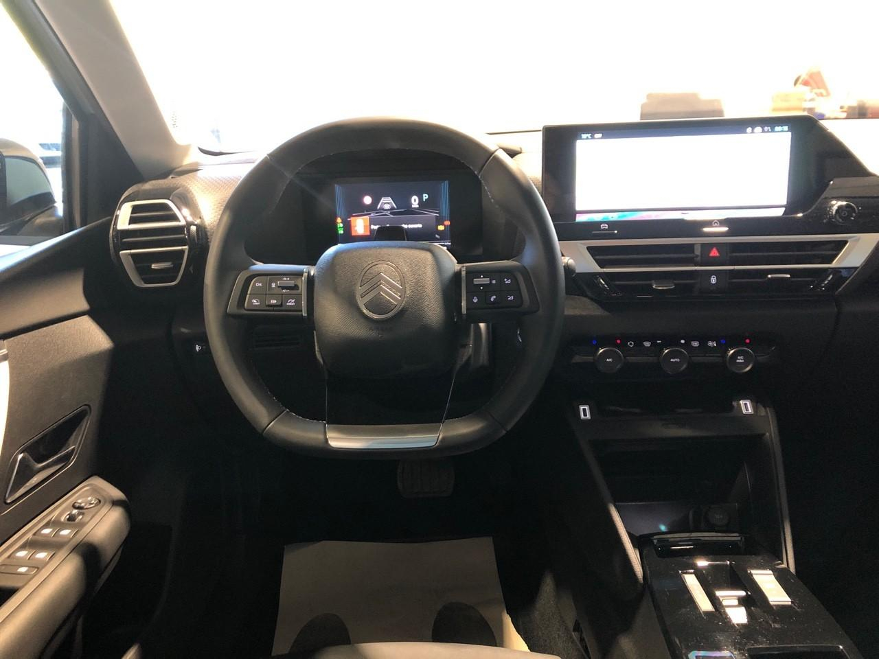 Citroën C4 hybride 145 ch e-dcs6 max — photo 12
