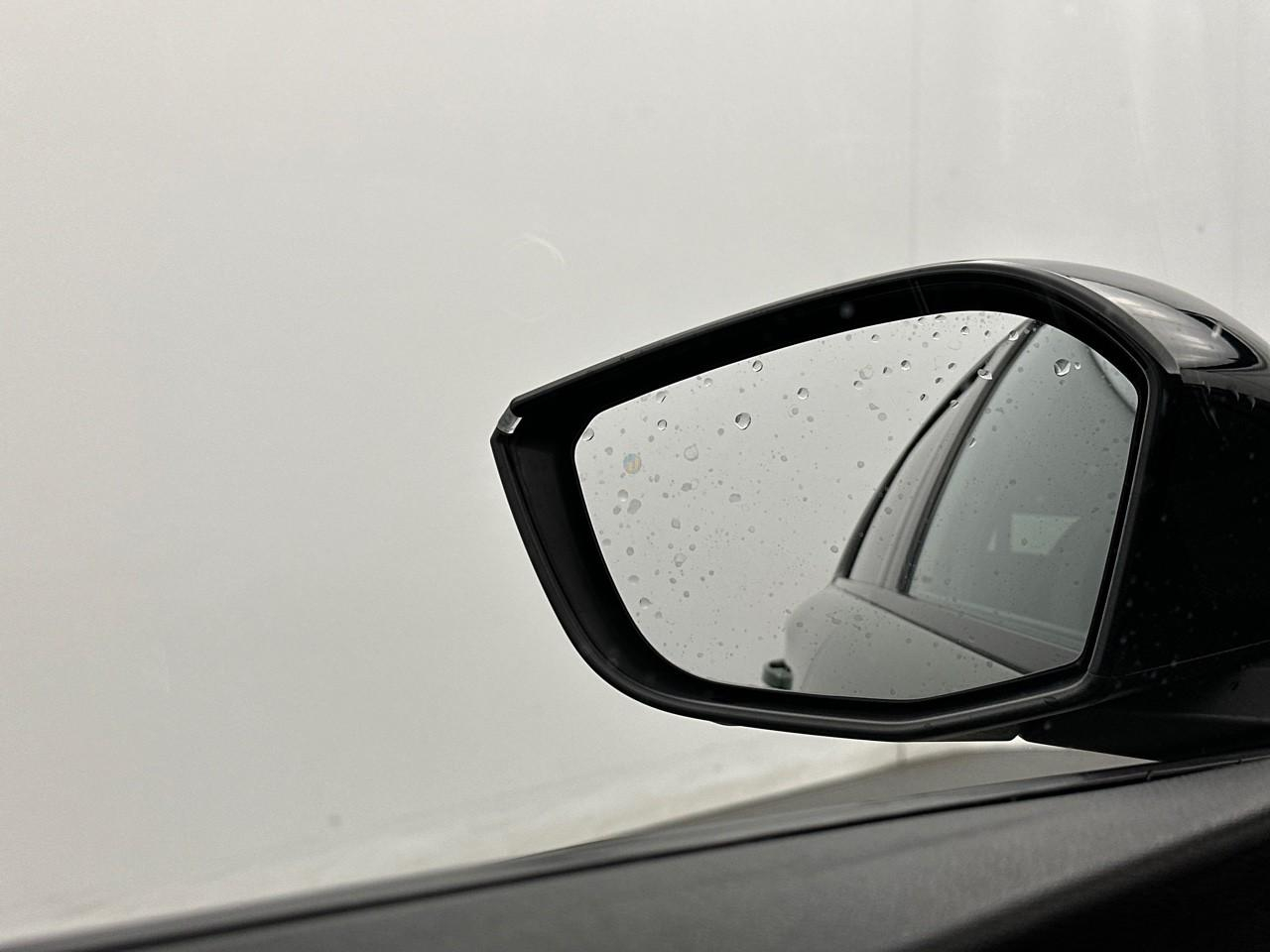 Peugeot 308 puretech 130ch s&s eat8 allure pack — photo 15