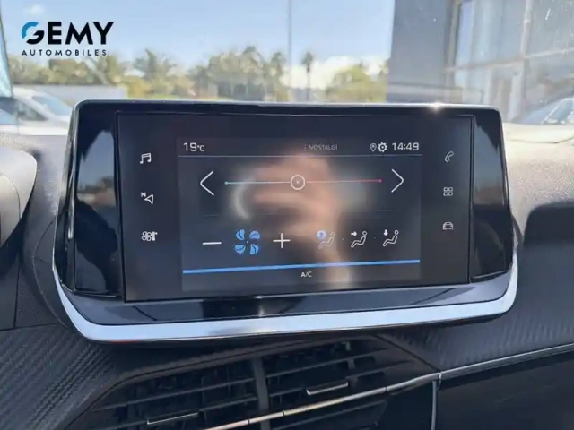 Peugeot 2008 puretech 100 s&amp;s bvm6 — photo 12