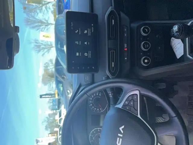 Dacia Sandero eco-g 100 — photo 12