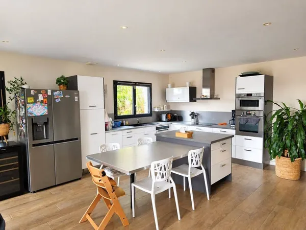 Maison 6 pièces 170 m²