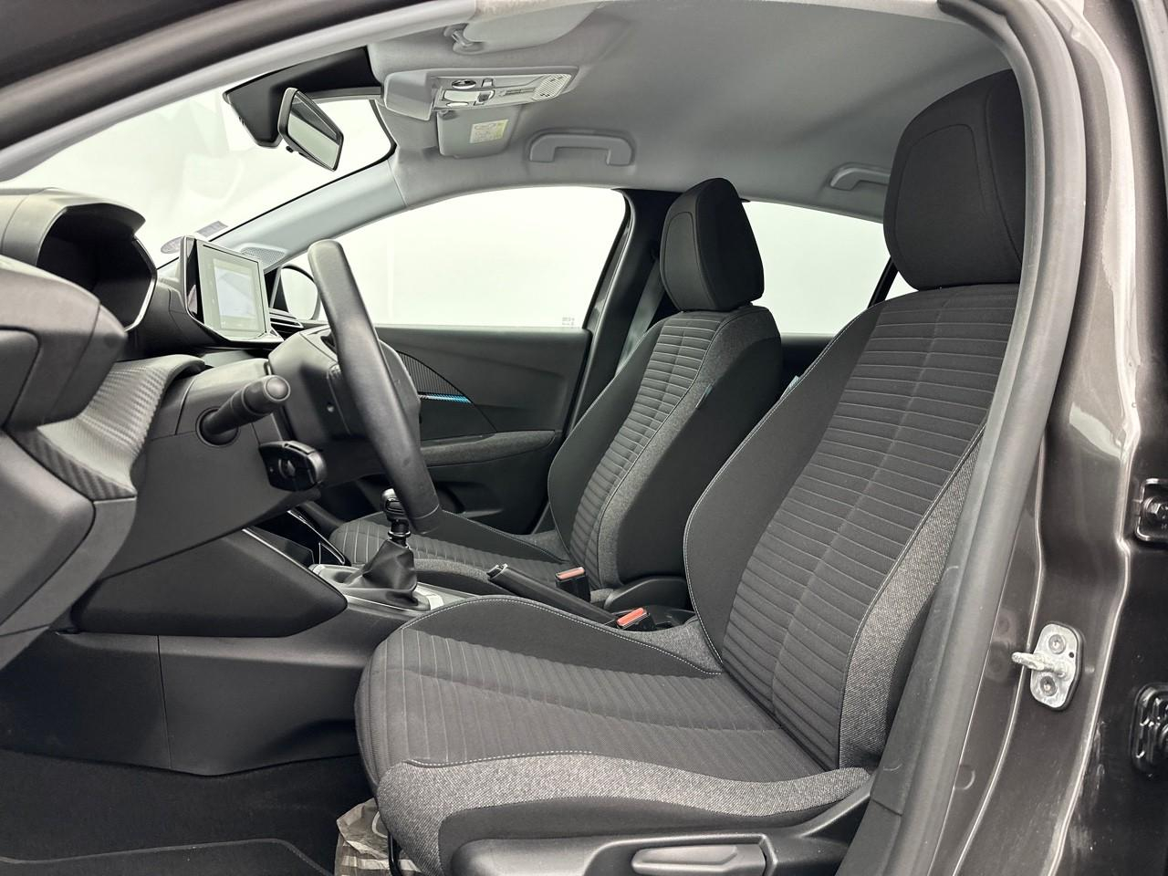 Peugeot 208 puretech 100 s&s bvm6 style — photo 9