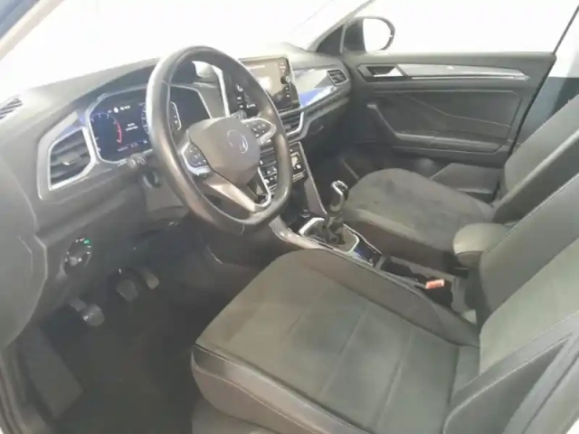 Volkswagen T-Roc 1.5 tsi evo 150ch style — photo 9