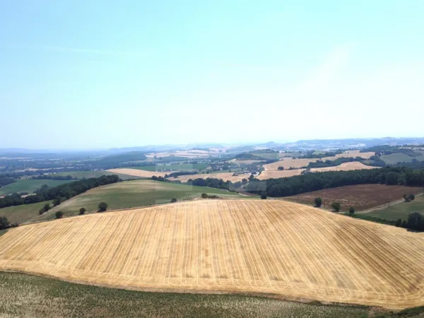 Terrain agricole 900000 m²