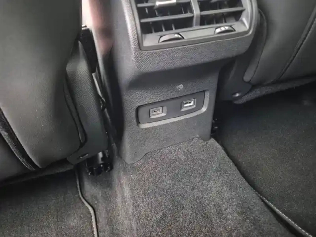 Citroën C4 puretech 130 s&amp;s bvm6 — photo 37