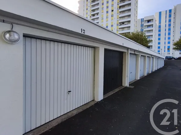 Parking 13 m²