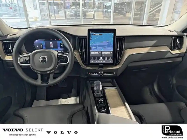 Volvo Xc60 t6 awd hybride rechargeable 253 ch+145 ch geartronic 8 — photo 6