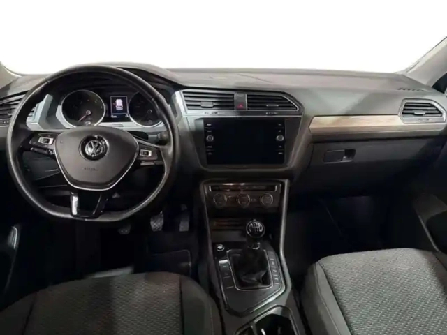 Volkswagen Tiguan 1.5 tsi 150ch bvm6 confortline — photo 8