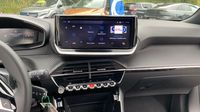 Peugeot 2008 1.2 Hybrid 110ch Allure e-DCS6 — photo 19