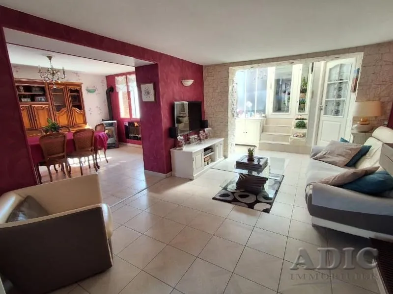 Photo 5
