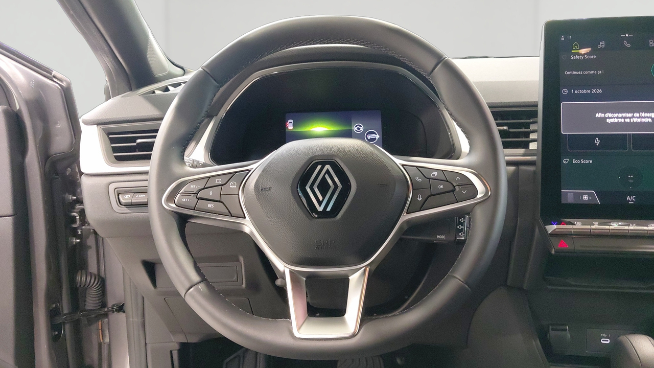 Renault Captur E-Tech full hybrid 145 ch — photo 10
