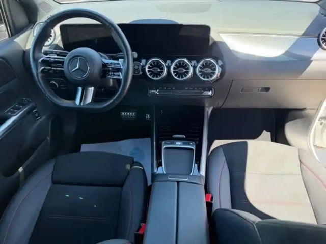 Mercedes Classe B 200 d amg line — photo 3