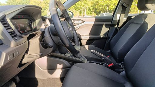 Audi A1 Sportback 25 TFSI 95 S-Tronic 7 - Design – 2020 – 100636 km – Essence – Boîte Automatique — photo 6