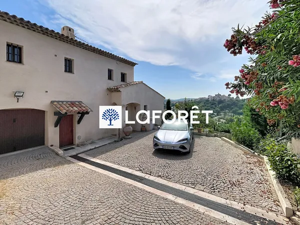 Maison 6 pièces 163 m²