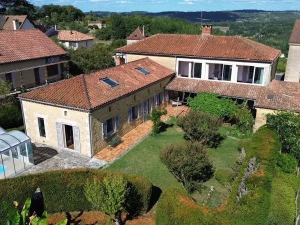 Vends très belle maison de village 320m² - Périgord Noir