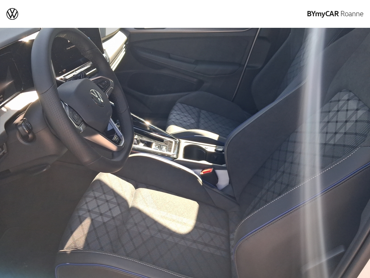 Volkswagen Golf 1.5 eTSI EVO2 150 DSG7 — photo 13