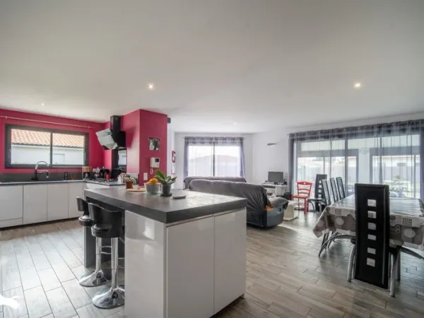 Maison 5 pièces 144 m²