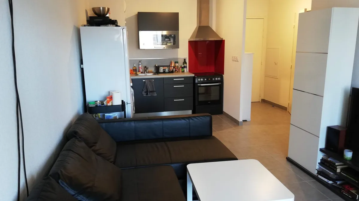 Photo 1