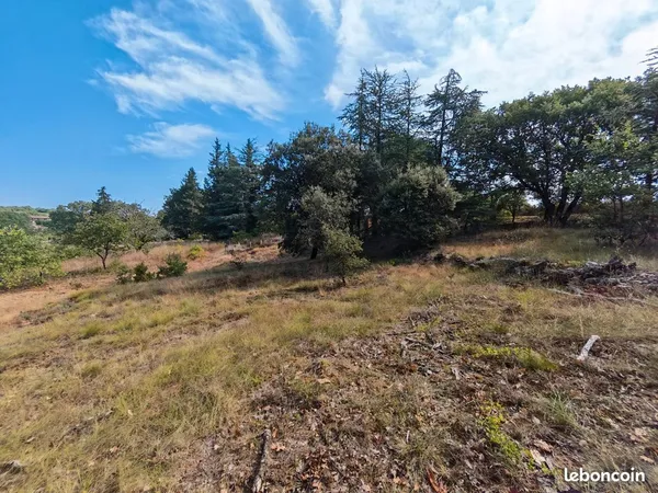 Terrain à bâtir 1000 m2