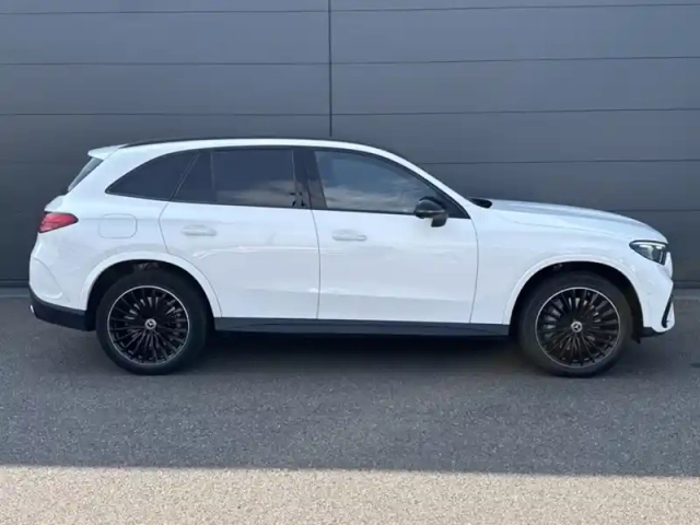 Mercedes Glc 300 e  hybrid eq 4matic am — photo 6