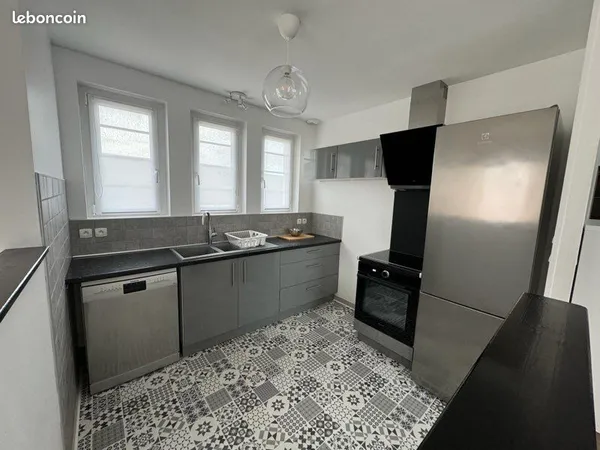 Appartement T3 meublé avec petit jardin
