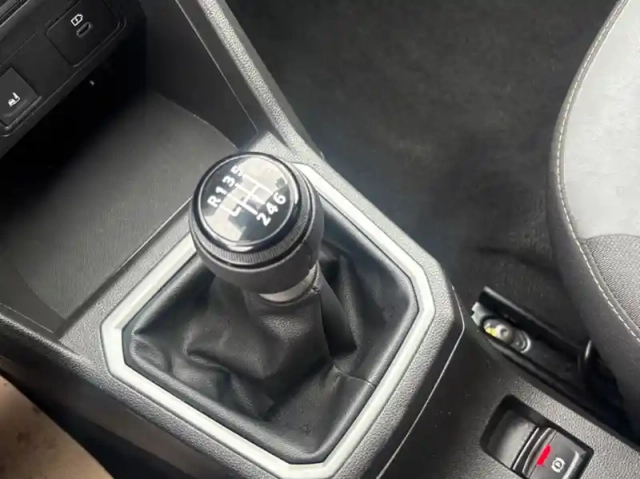 Dacia Jogger 1.0 tce 110ch extreme 7 places -24 — photo 8