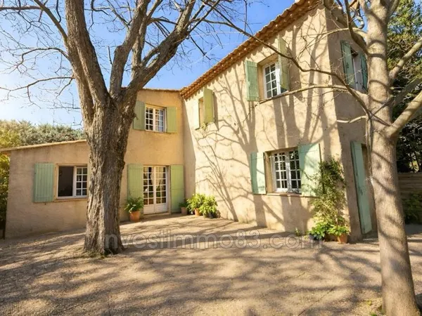 Villa 4 pièces 120 m²