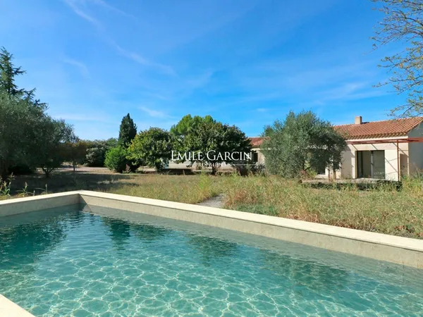 A vendre - Maison à pied du centre d'Eygalières - Vues sur les Alpilles